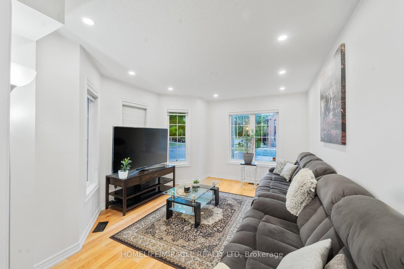 324 Edenbrook Hill Drive thumbnail 7
