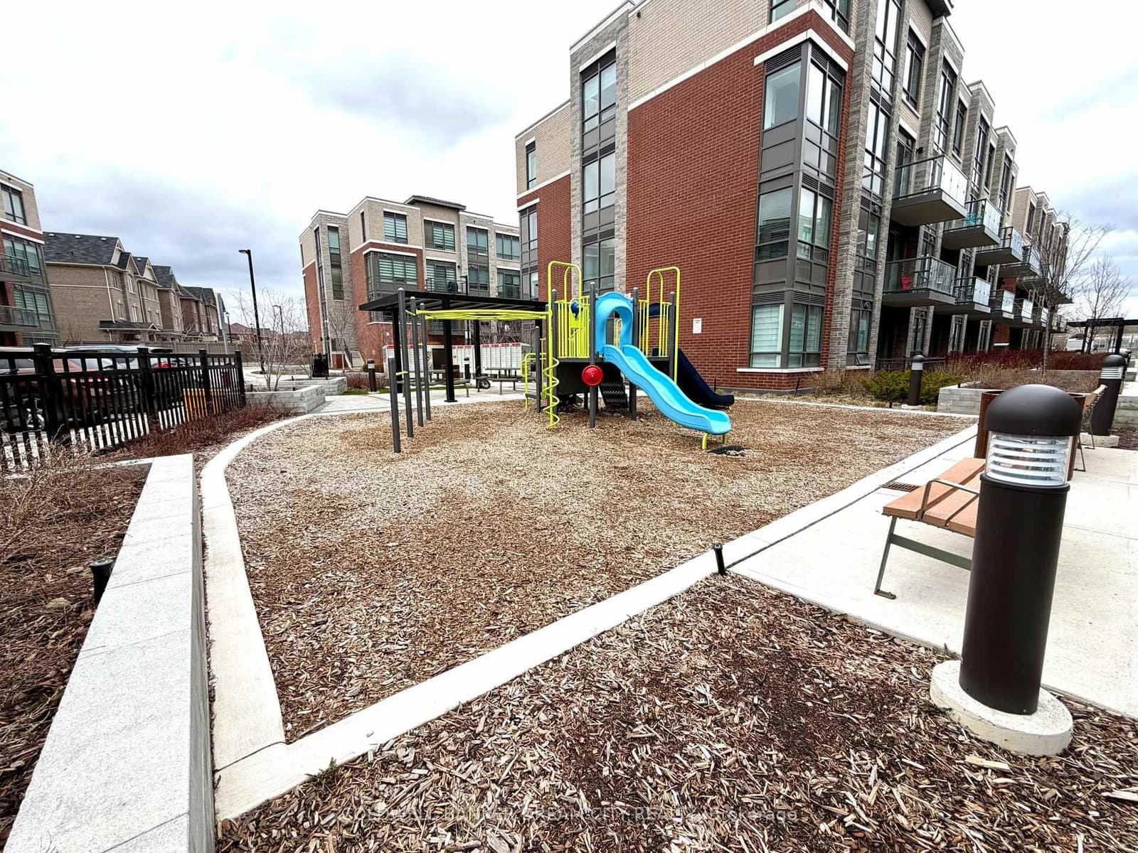 95 Attmar Drive, Unit 113 thumbnail 18