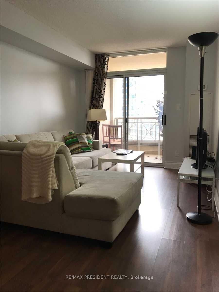 3880 Duke Of York Boulevard, Unit 608 thumbnail 13