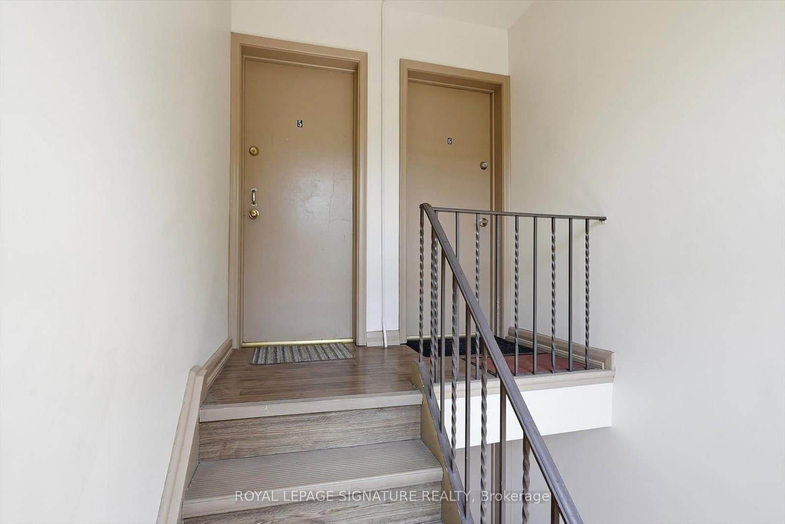 46 Albert Avenue, Unit 5 thumbnail 5