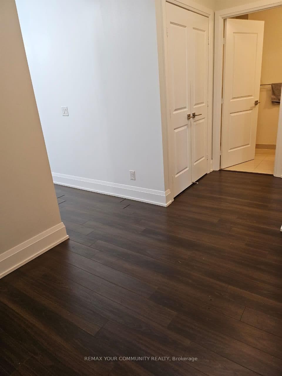 2 Old Mill Drive, Unit 423 thumbnail 8