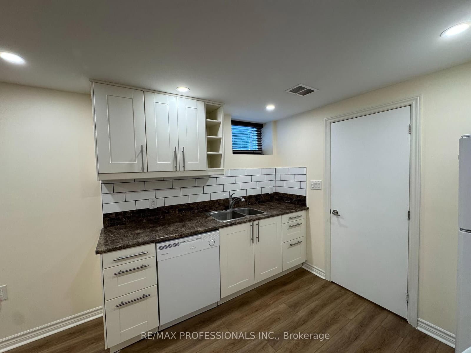 102 Paulart Drive, Unit BSMT thumbnail 2