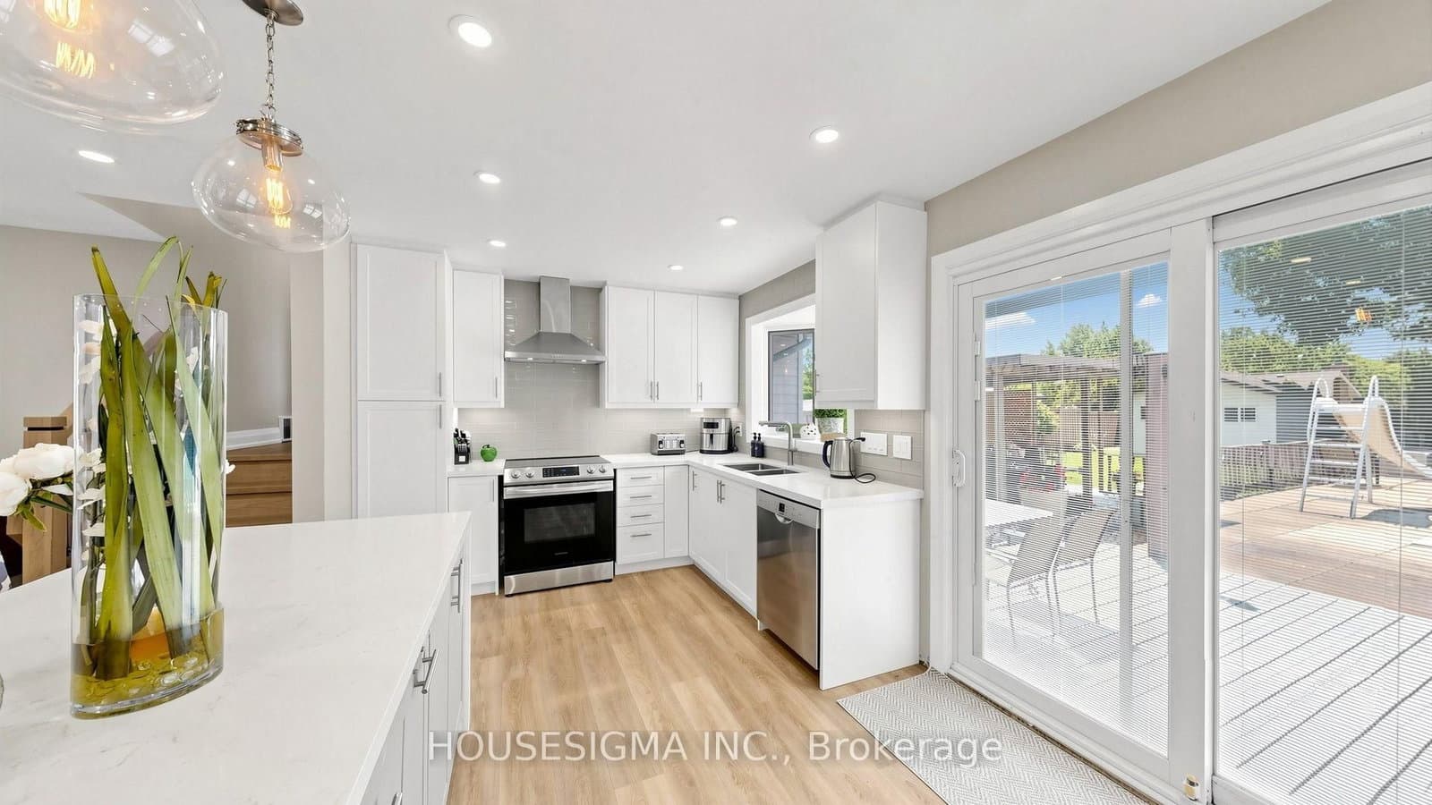 1486 Barker Avenue thumbnail 13