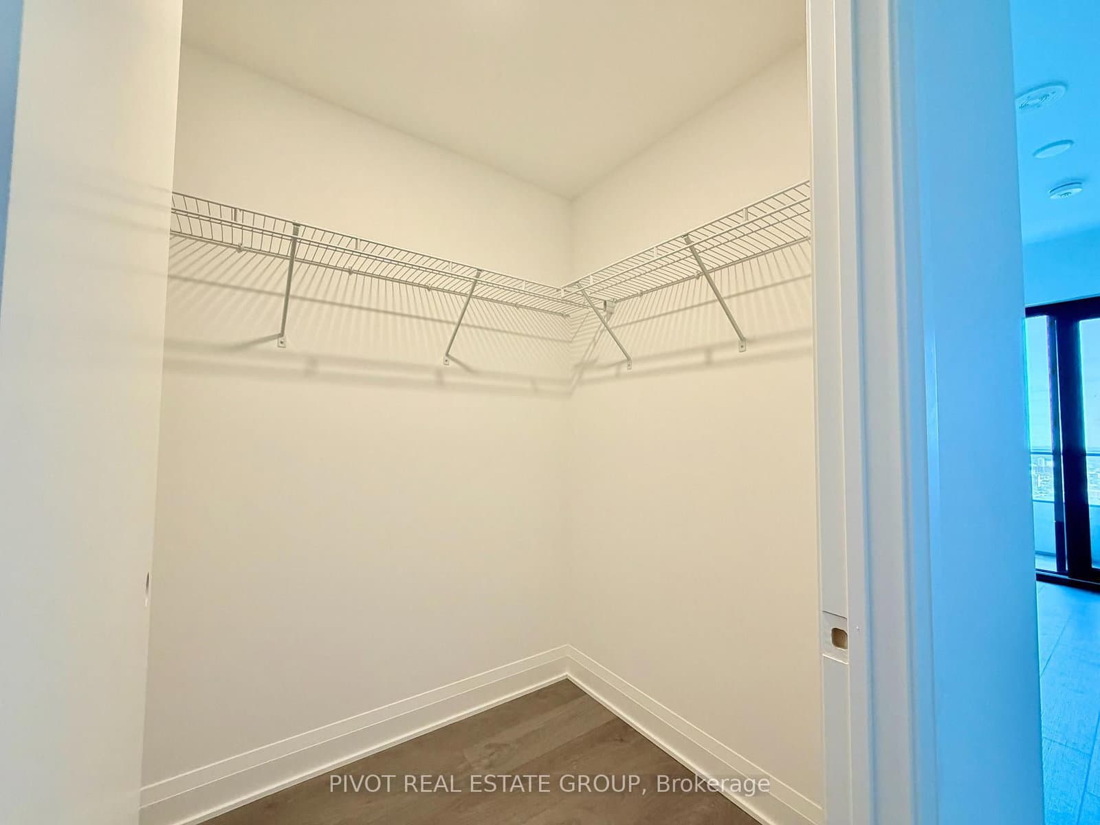 2 Erskine Road, Unit 3403 thumbnail 17