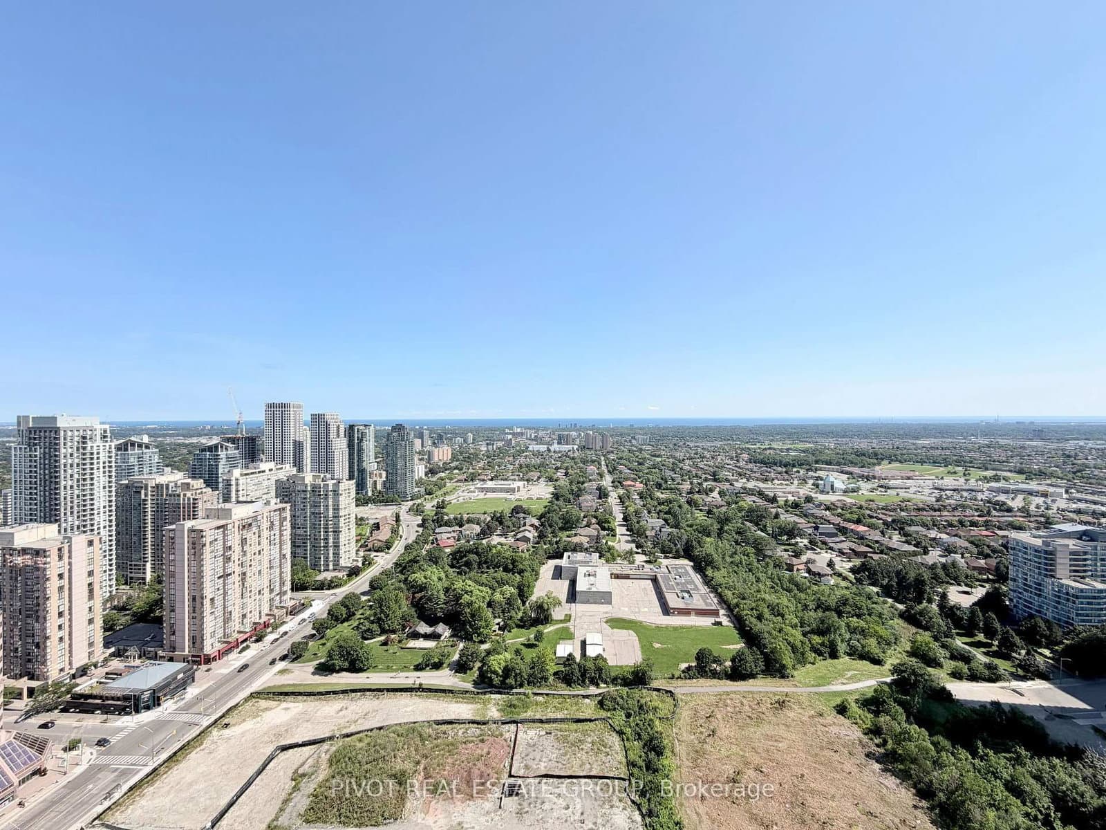 2 Erskine Road, Unit 3403 thumbnail 20