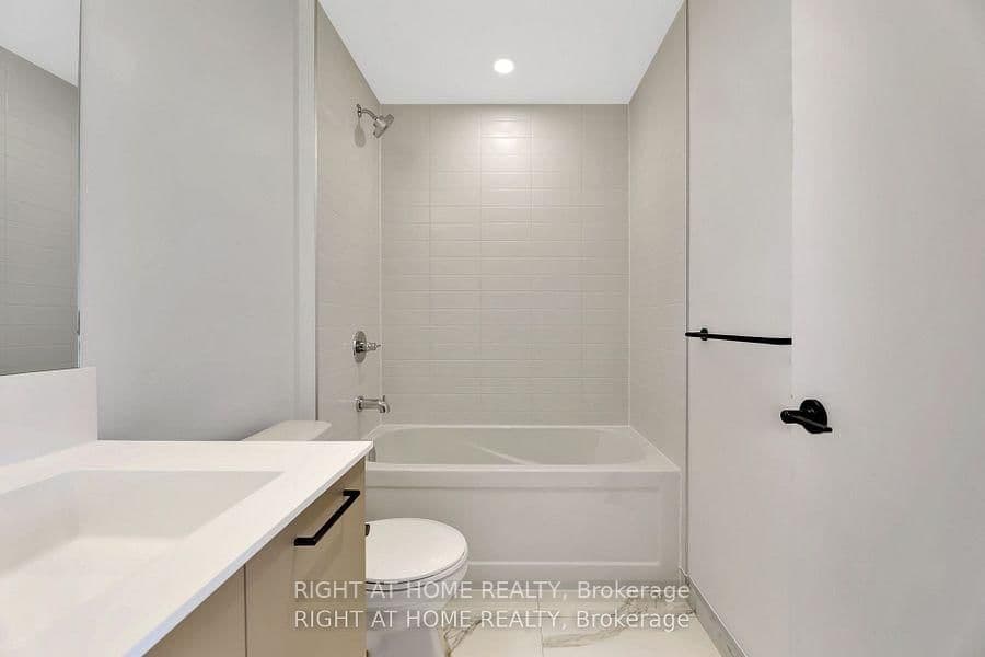 10 LAGERFELD Drive, Unit 401 thumbnail 27