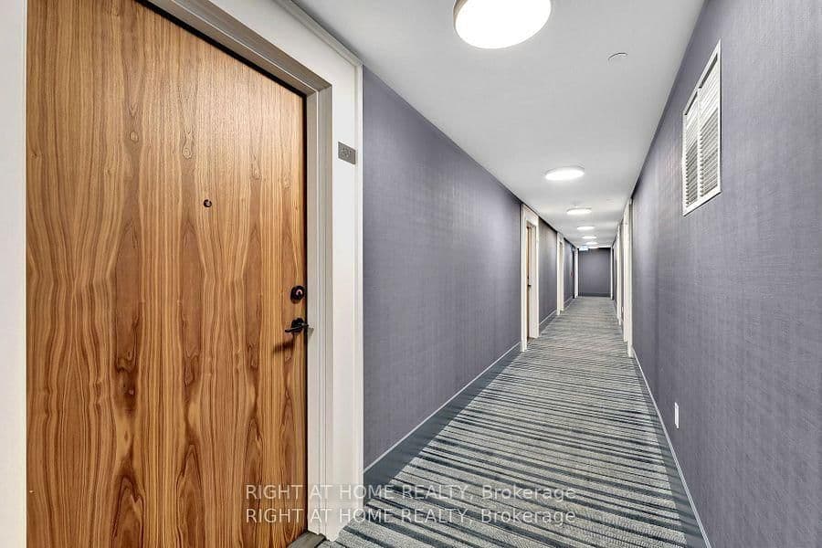 10 LAGERFELD Drive, Unit 401 thumbnail 9