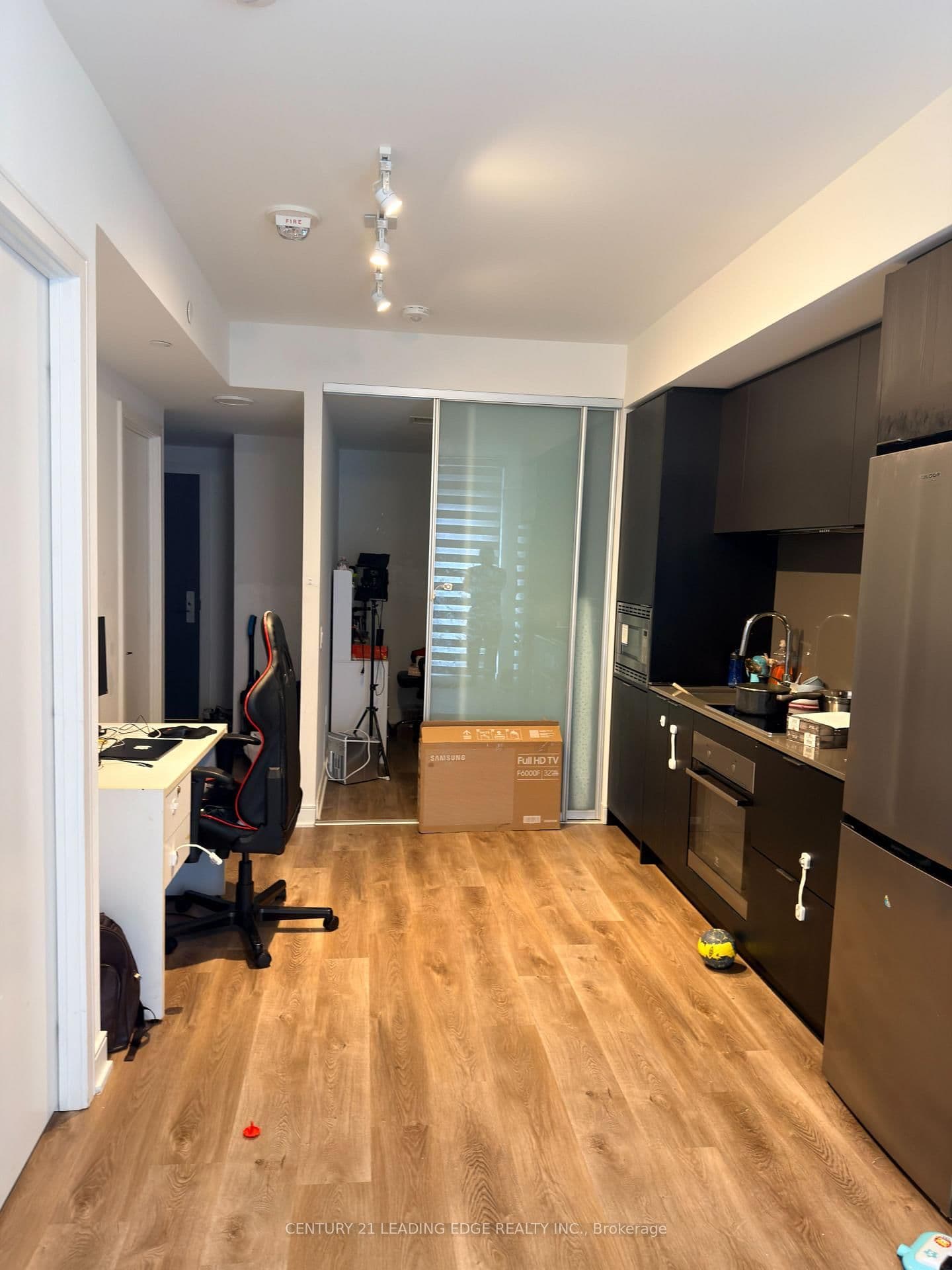 86 Dundas Street E, Unit 1610 thumbnail 5