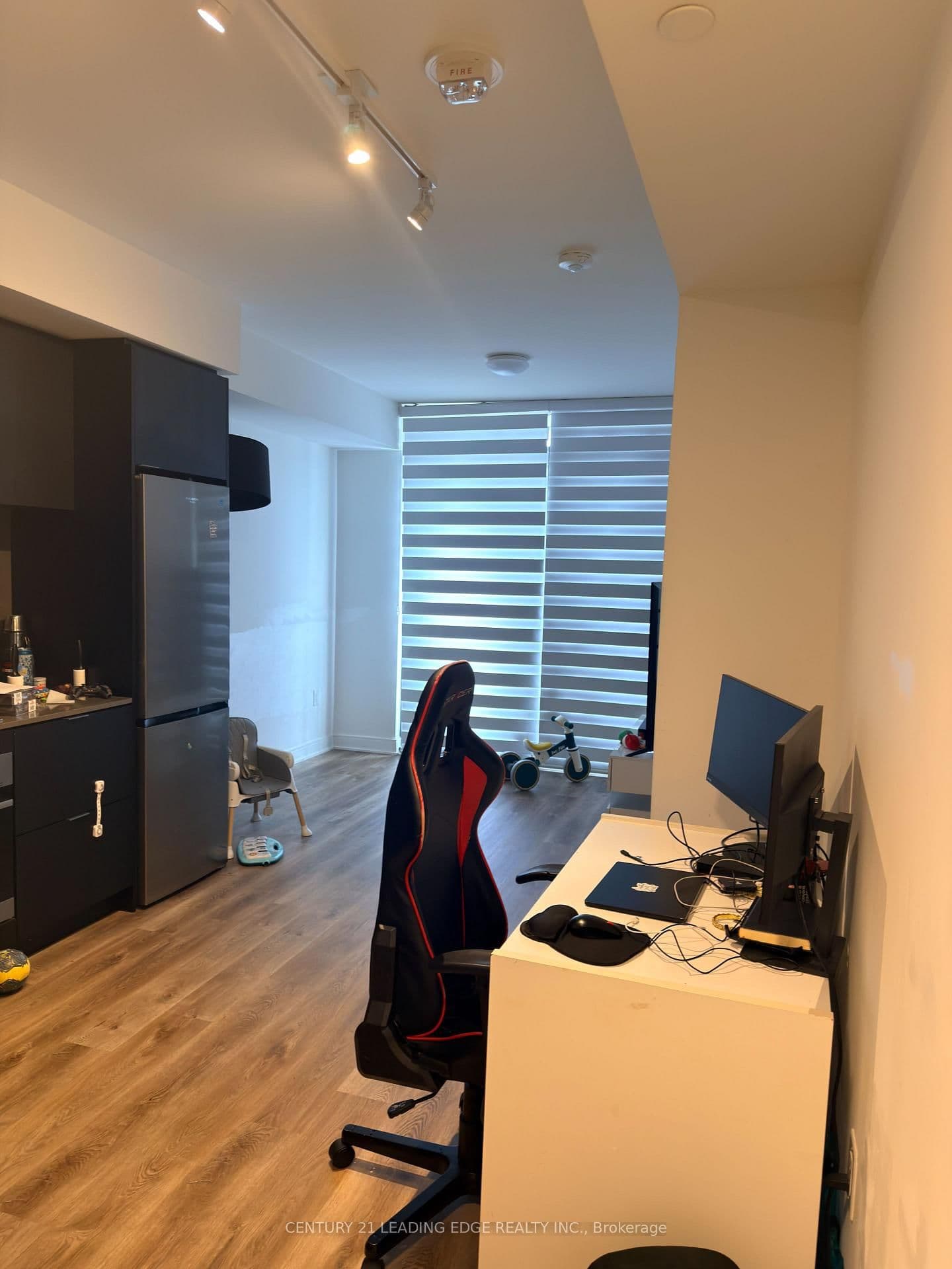 86 Dundas Street E, Unit 1610 thumbnail 6