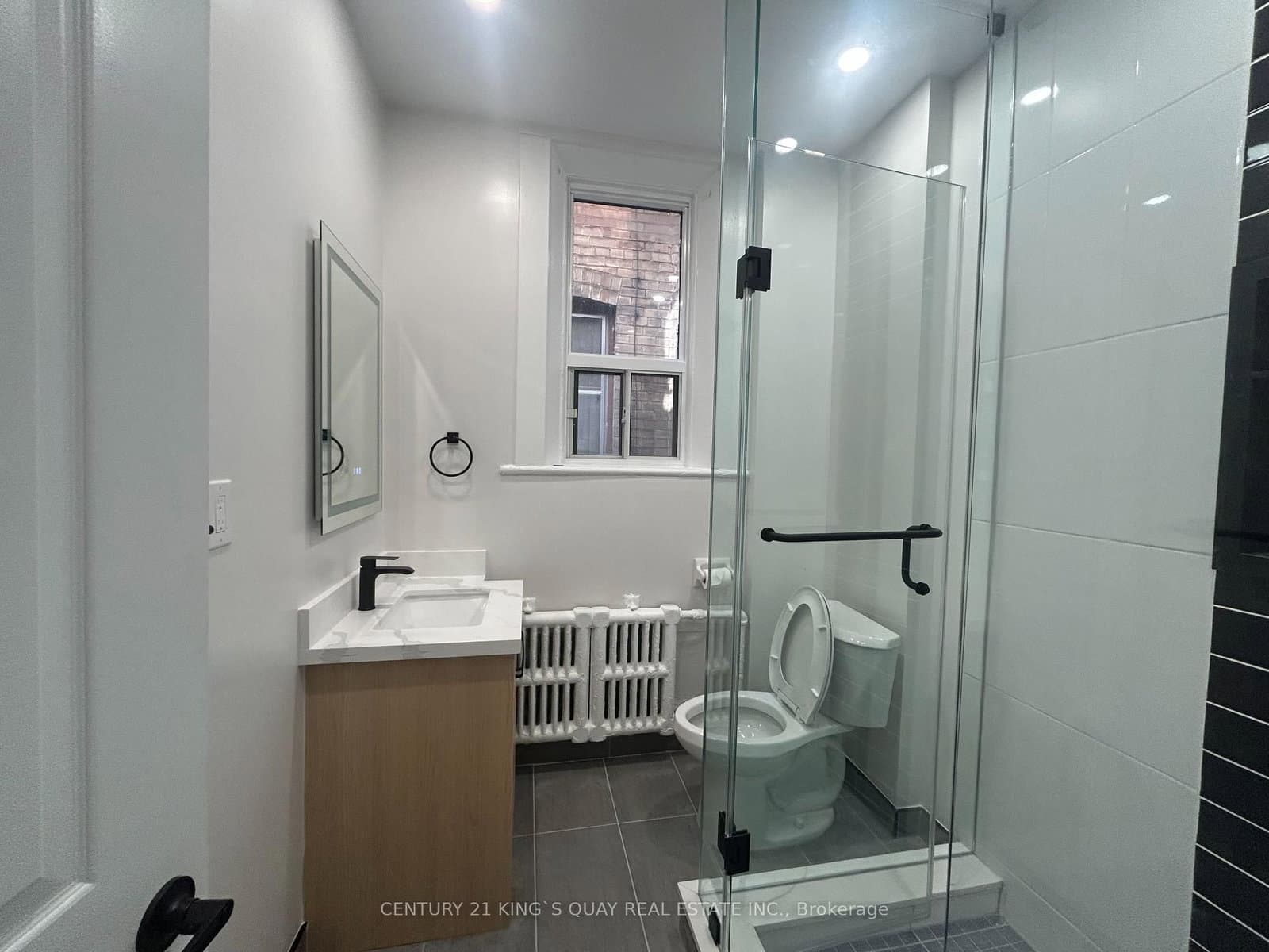 223 Roncesvelles Avenue, Unit 1 thumbnail 11