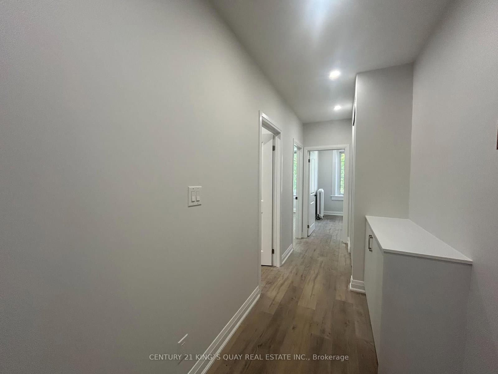 223 Roncesvelles Avenue, Unit 1 thumbnail 13