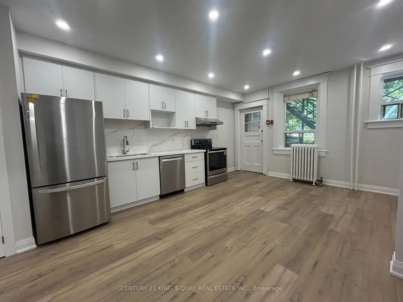 223 Roncesvelles Avenue, Unit 1 thumbnail 3