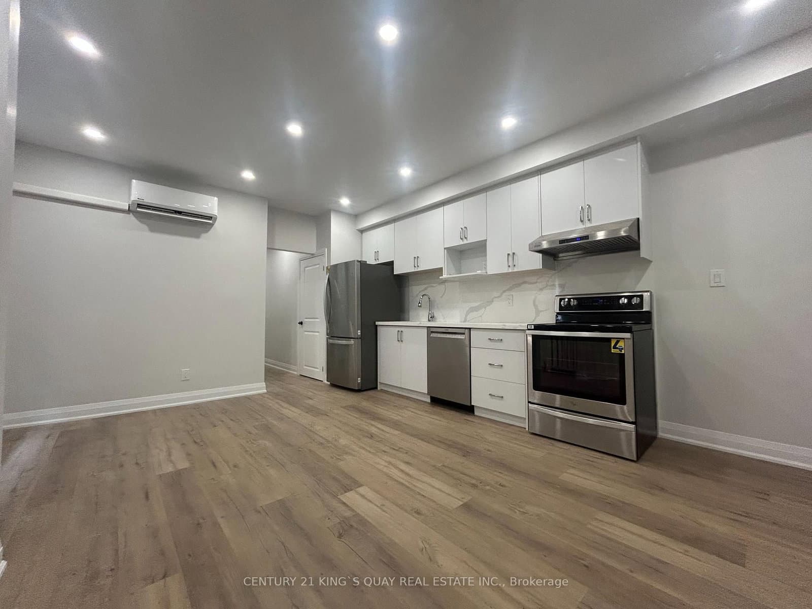 223 Roncesvelles Avenue, Unit 1 thumbnail 5
