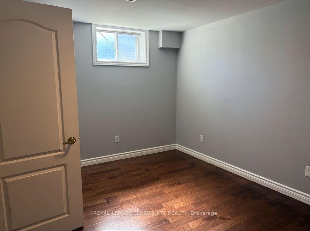 896 Fourth Street, Unit Lower thumbnail 10