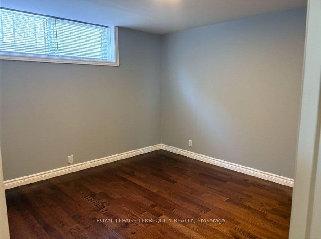 896 Fourth Street, Unit Lower thumbnail 17