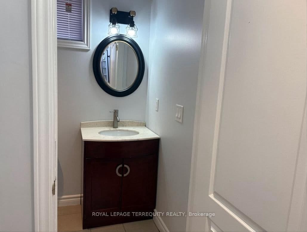 896 Fourth Street, Unit Lower thumbnail 20