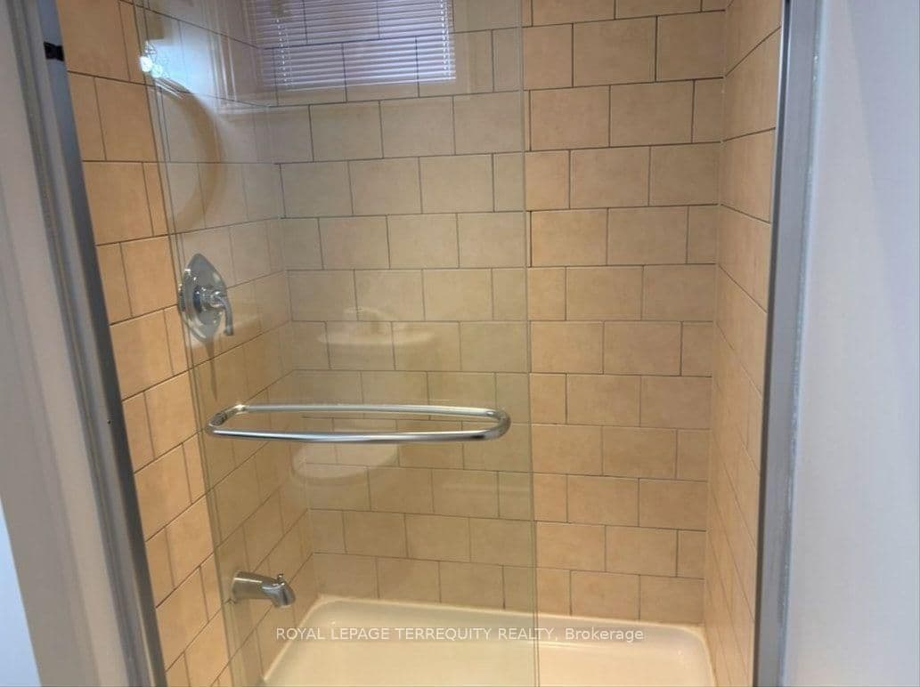 896 Fourth Street, Unit Lower thumbnail 21