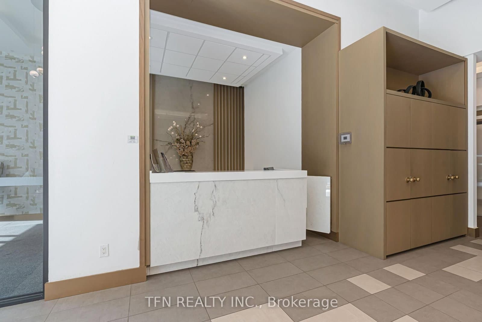 4099 Brickstone Mews, Unit 2305 thumbnail 2