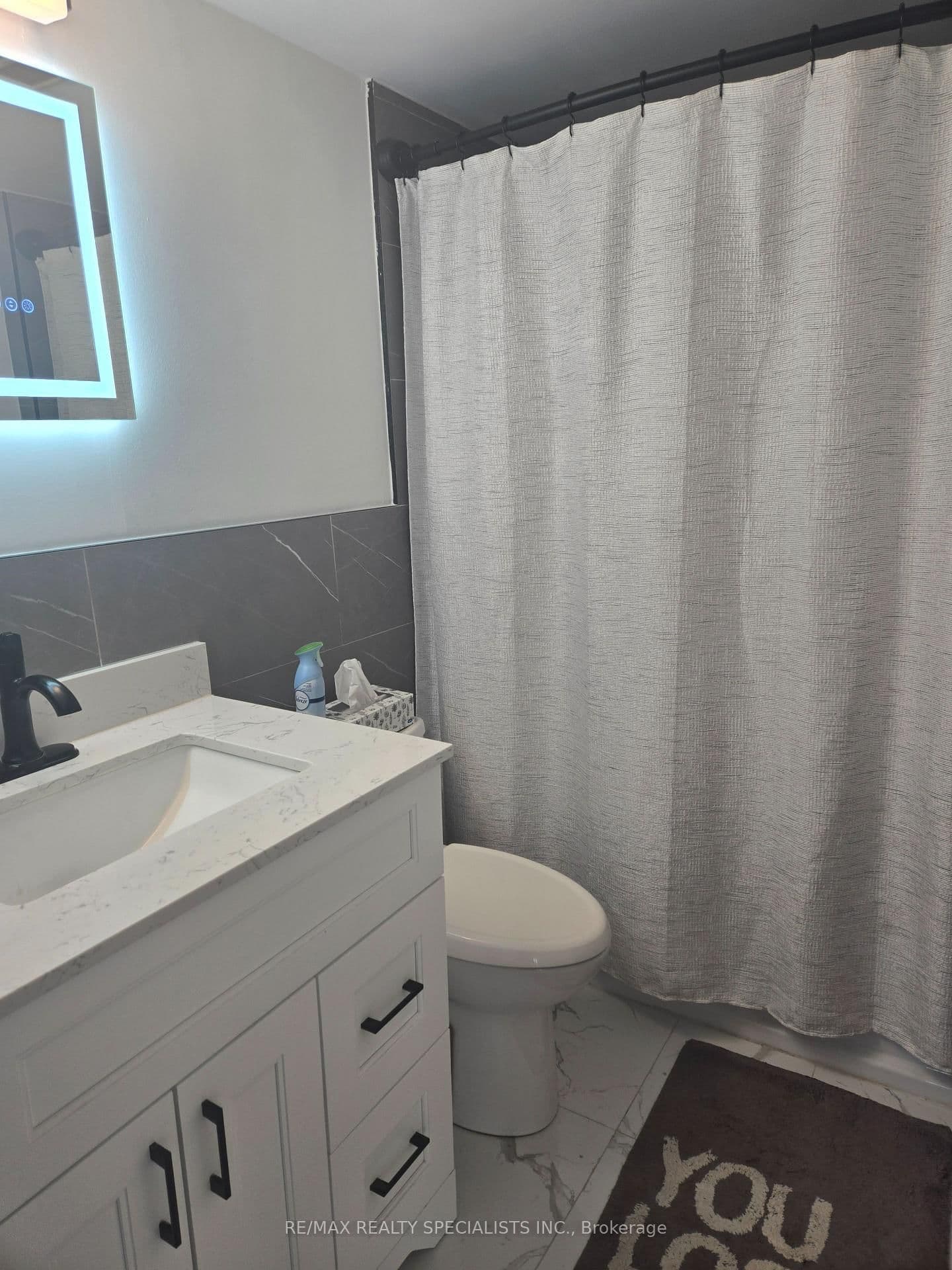 135 Hillcrest Avenue, Unit 1204(Partially Furnished) thumbnail 12