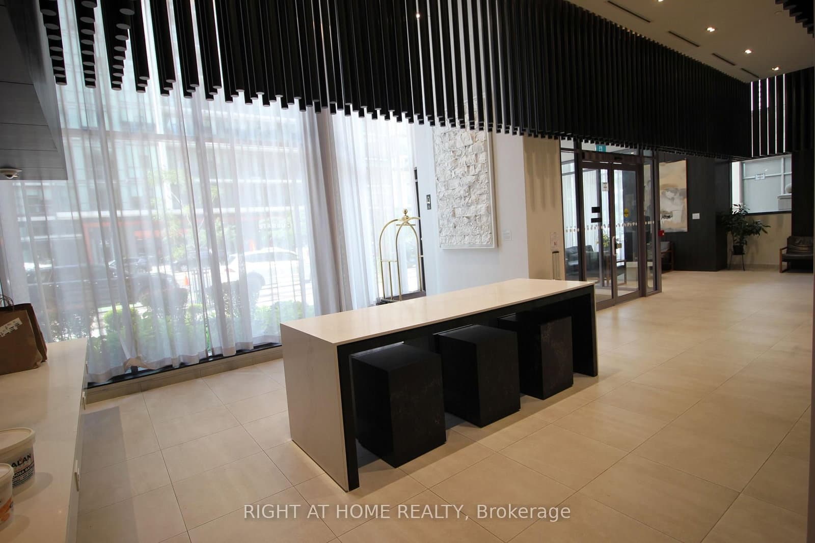 4065 Confederation Parkway, Unit 602 thumbnail 2