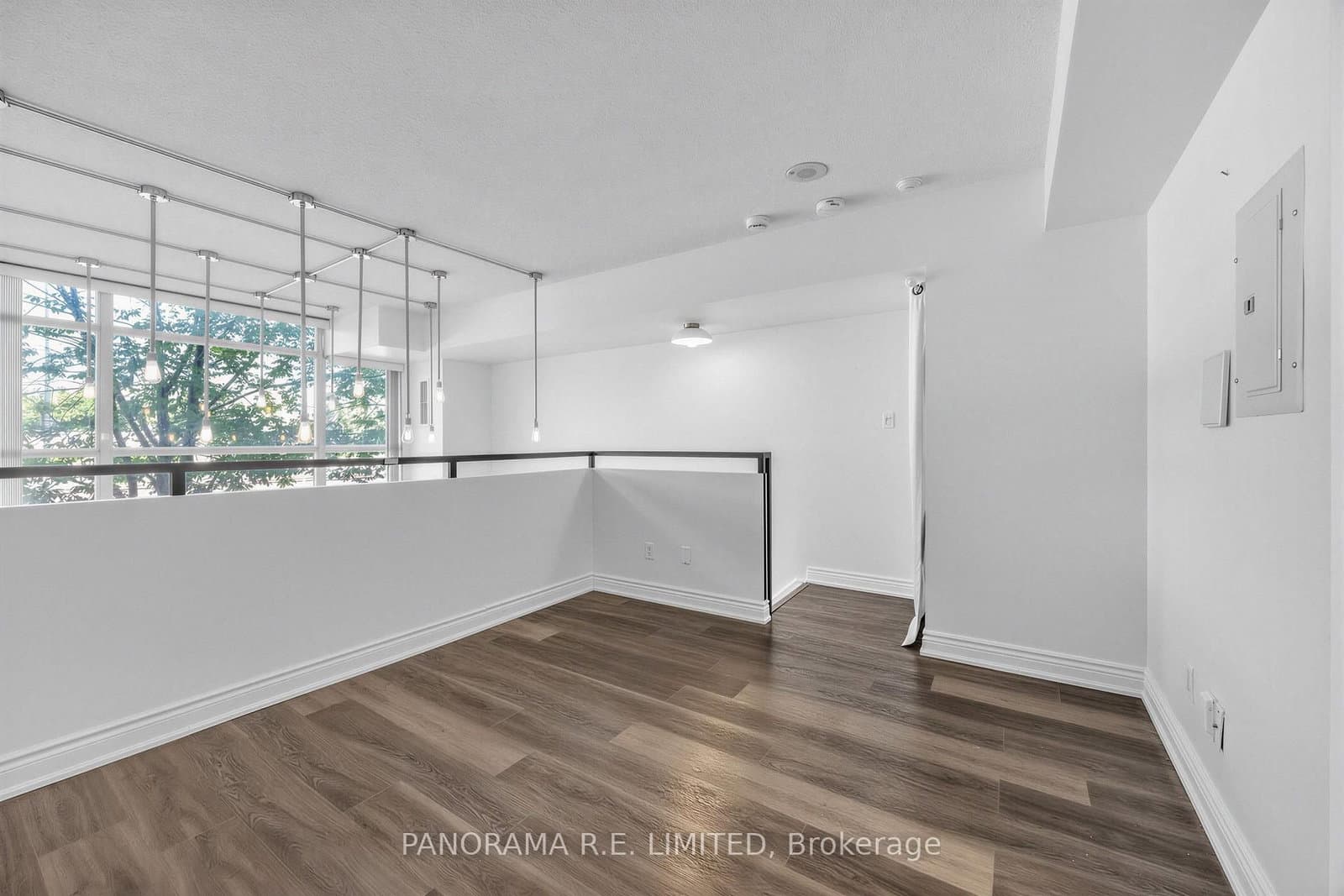 200 Manitoba Street, Unit 122 thumbnail 12