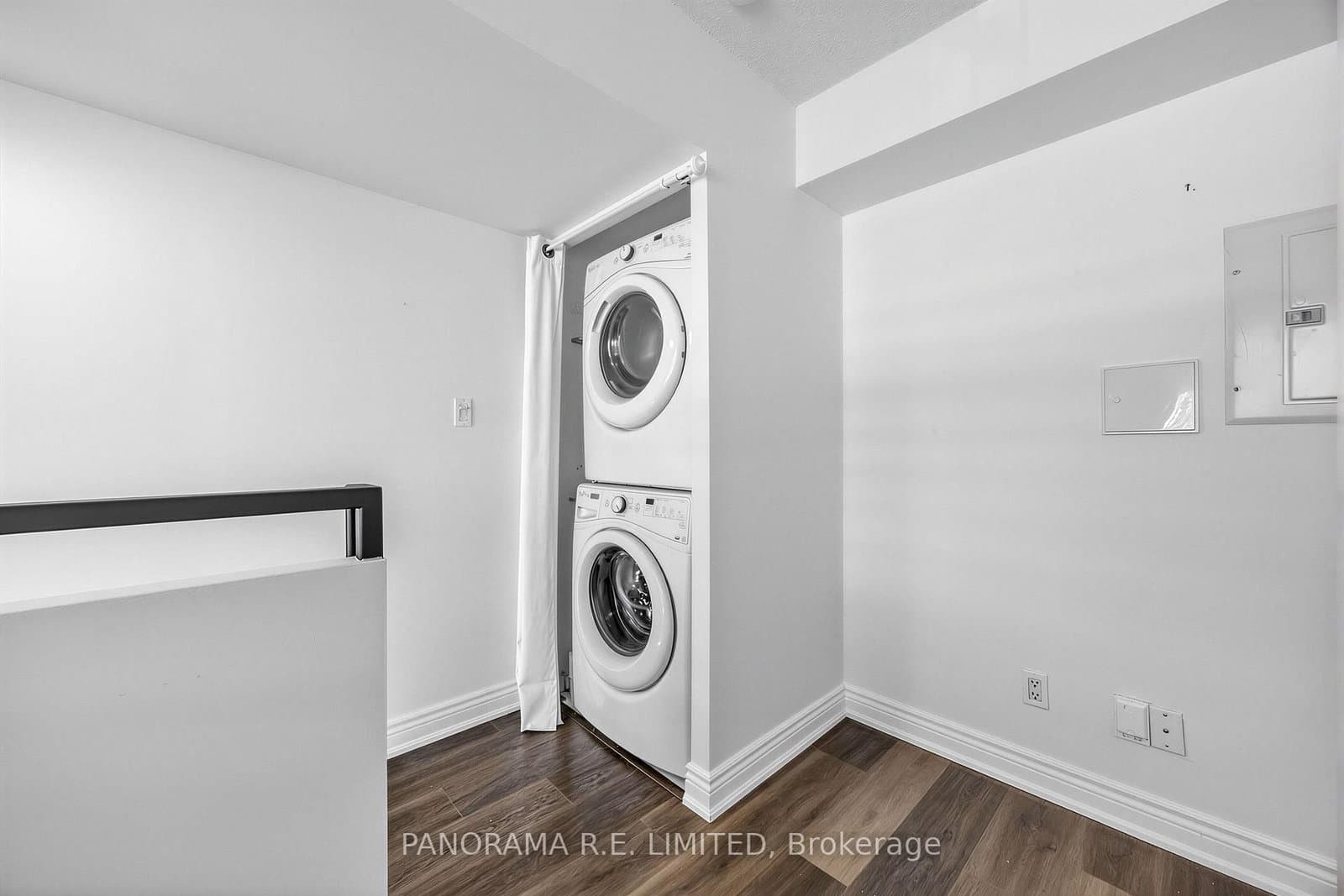 200 Manitoba Street, Unit 122 thumbnail 9