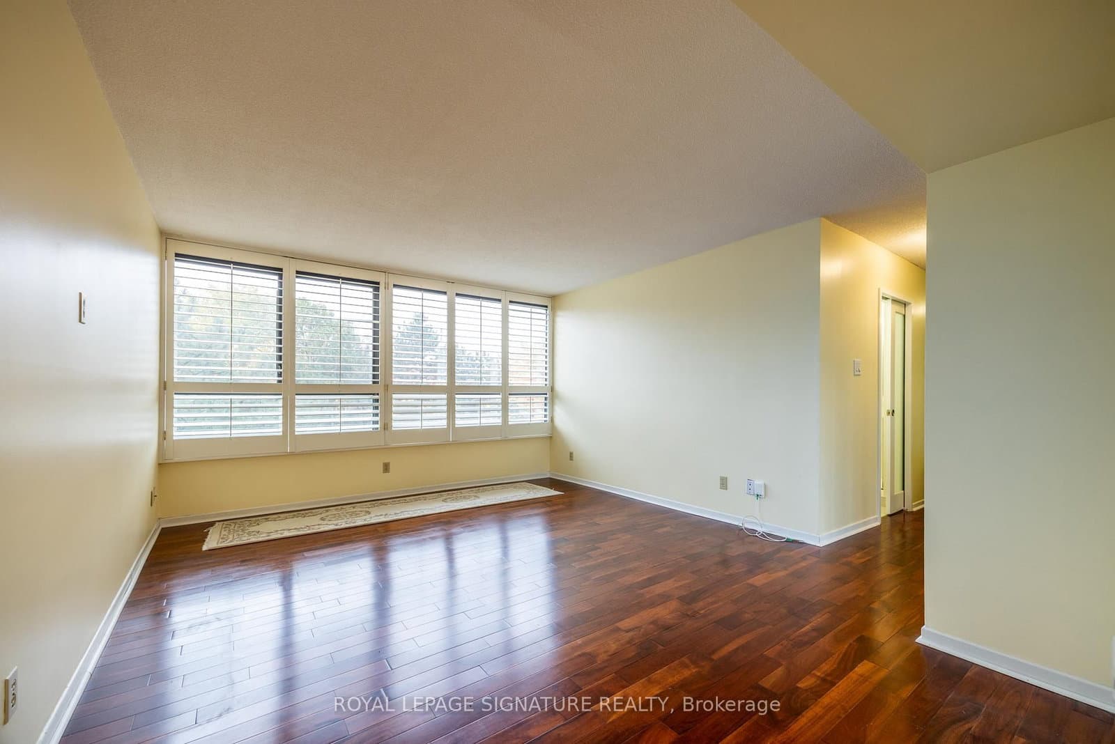 1300 Bloor Street, Unit 306 thumbnail 8