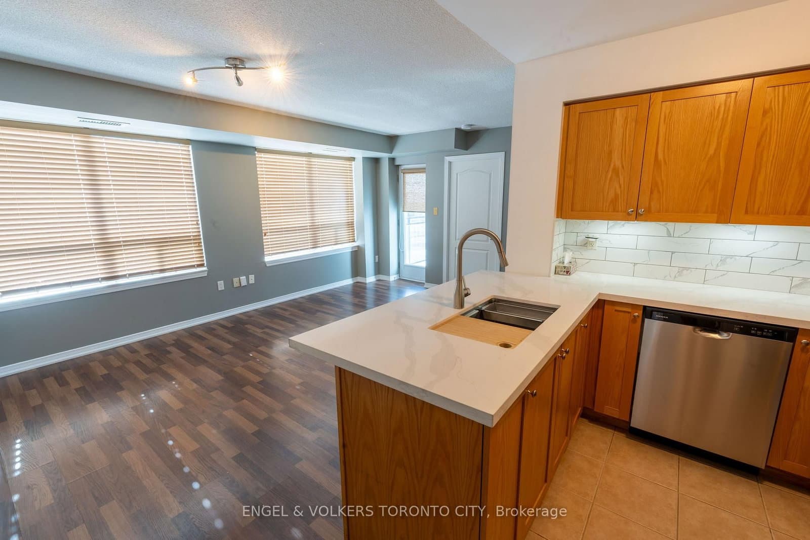 2772 Keele Street, Unit 711 thumbnail 6