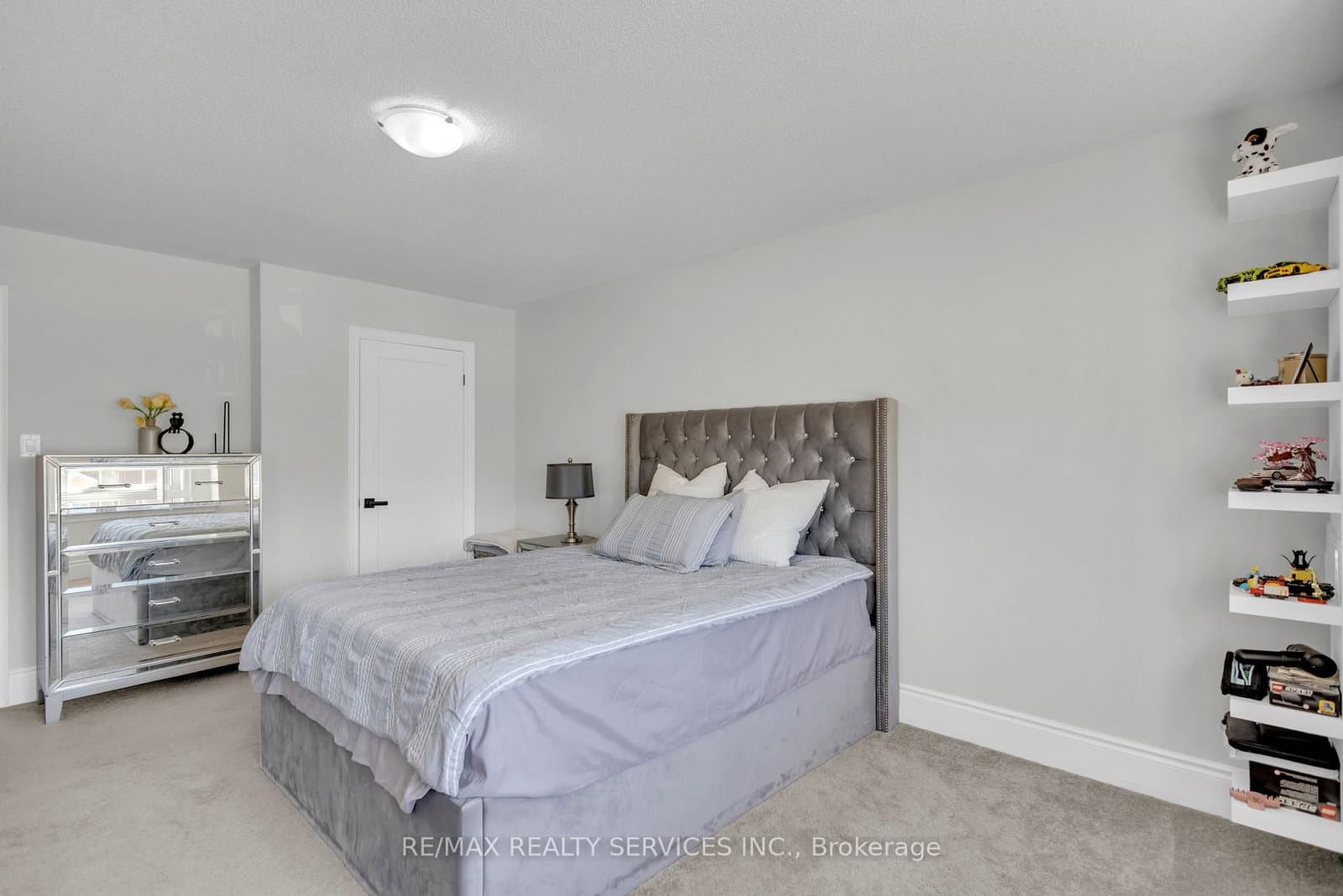 40 Rosewell Crescent thumbnail 24