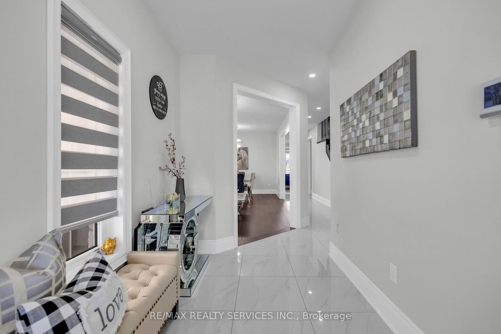 40 Rosewell Crescent thumbnail 8