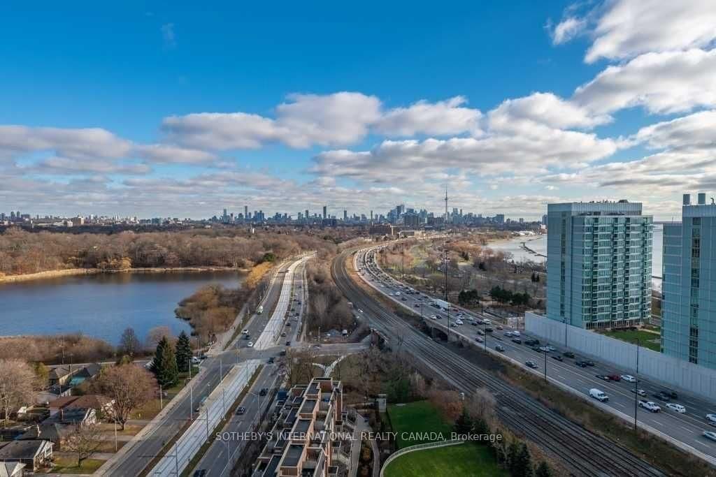 15 Windermere Avenue, Unit 2007 thumbnail 14