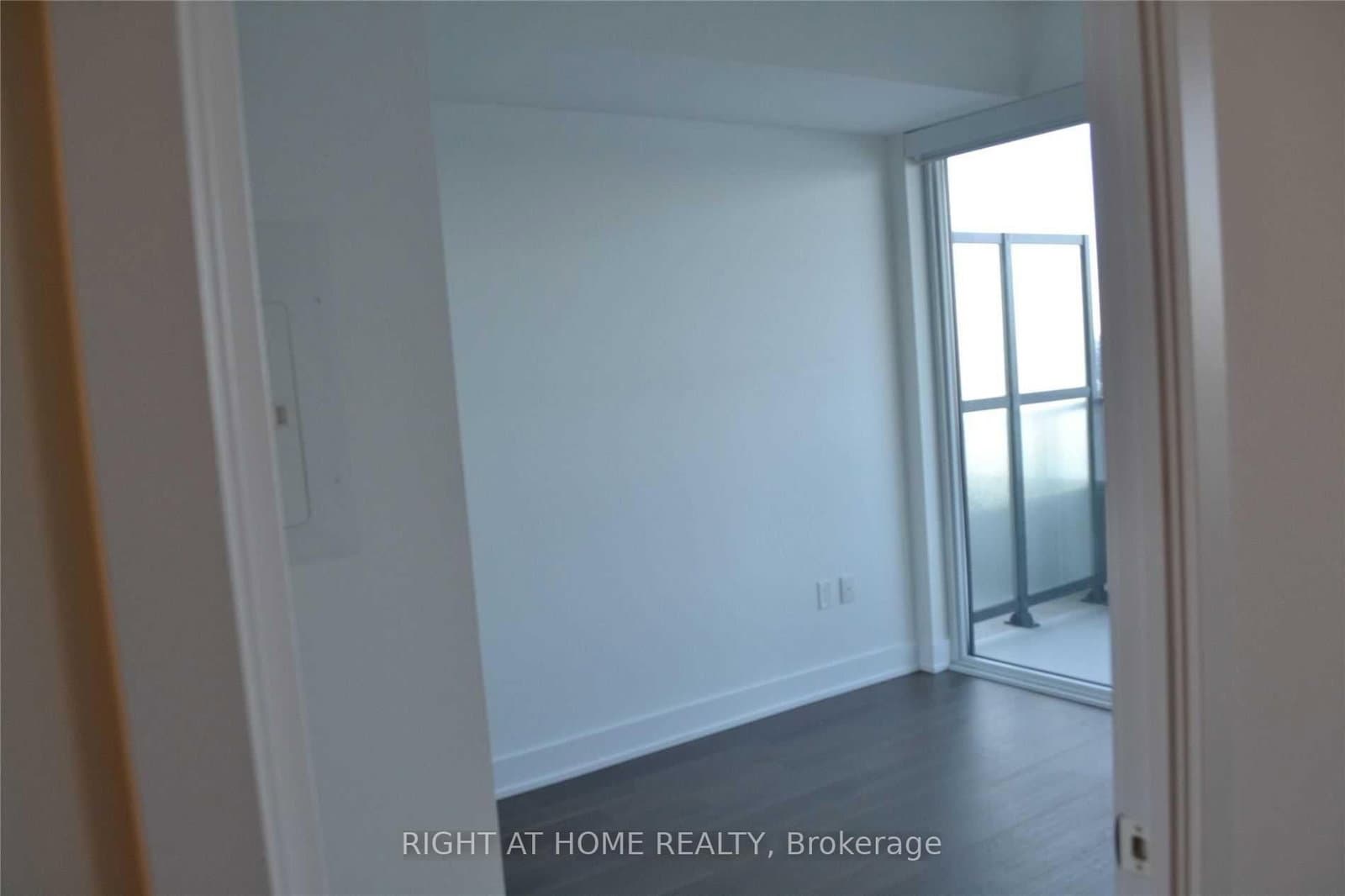 30 Shore Breeze Dr Drive, Unit 5604 thumbnail 10