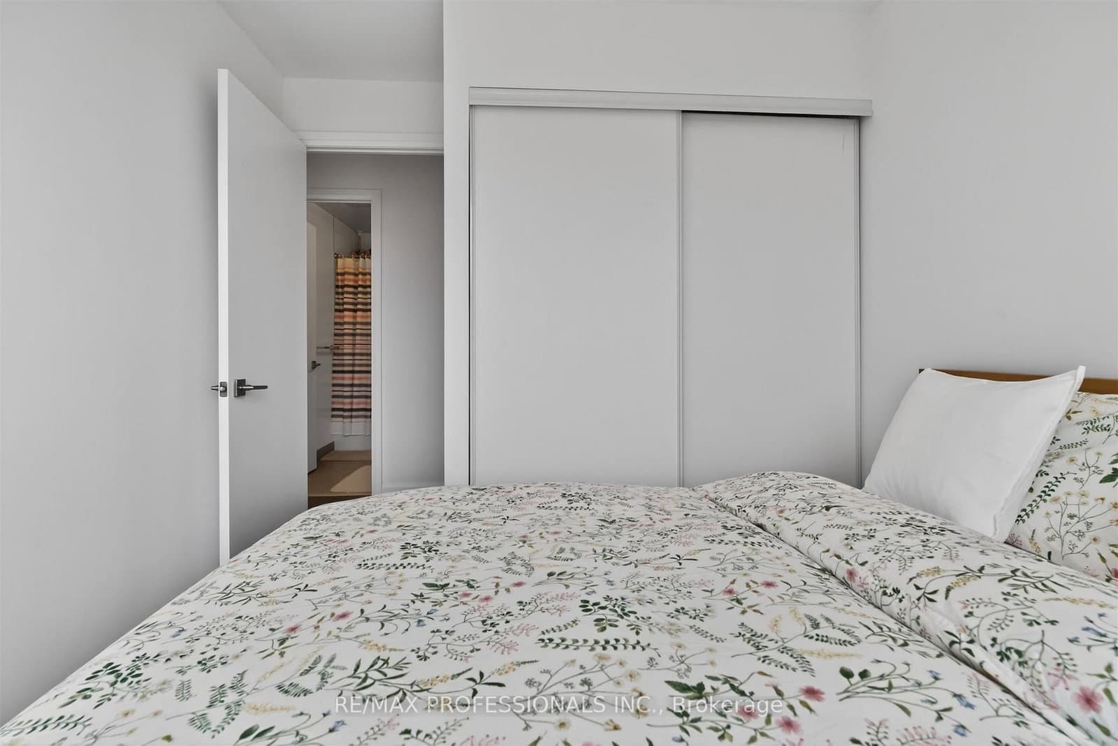 10 Brin Drive, Unit TH48 thumbnail 14