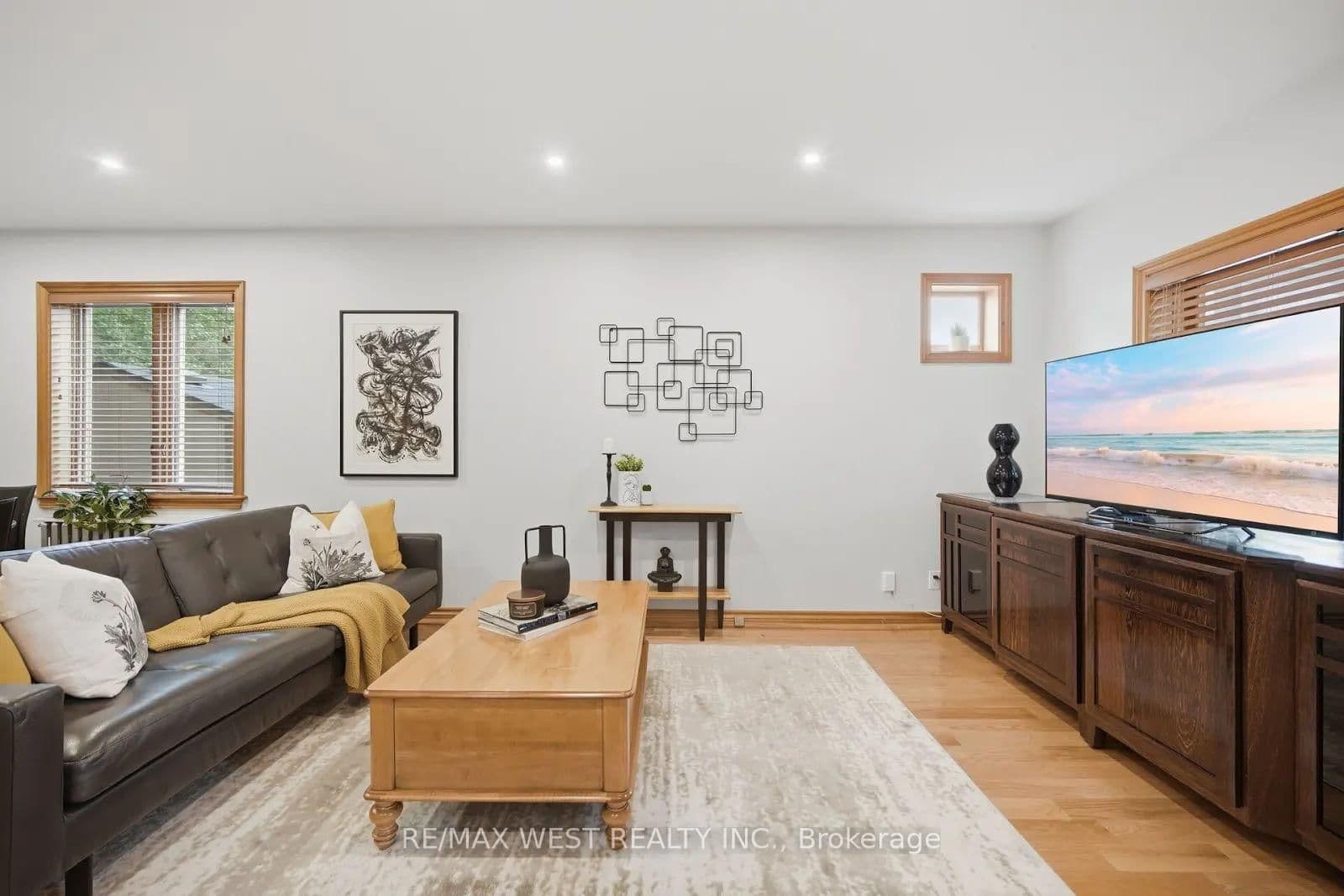 151 Jane Street thumbnail 7