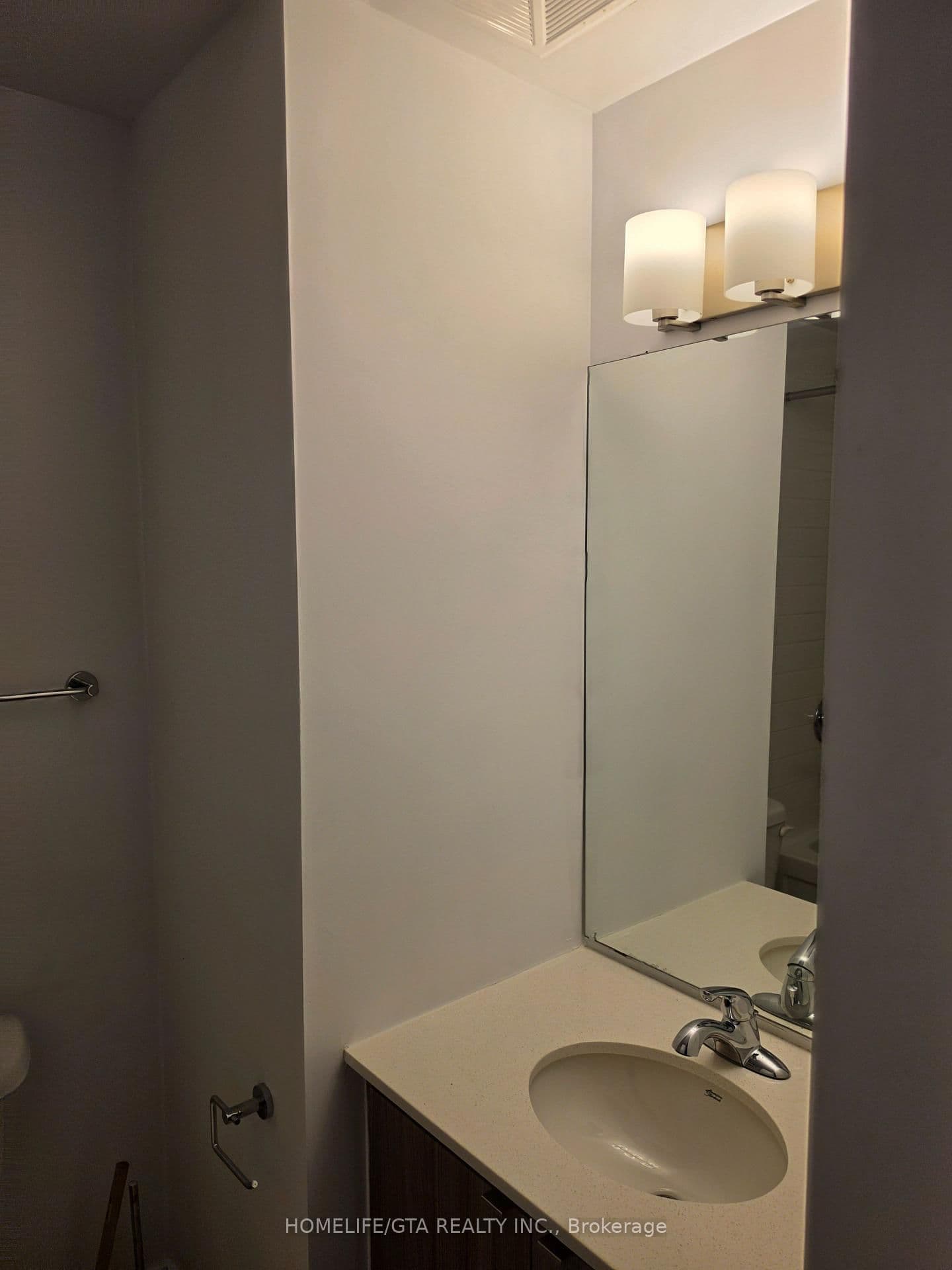 2433 Dufferin Street, Unit 208 thumbnail 17