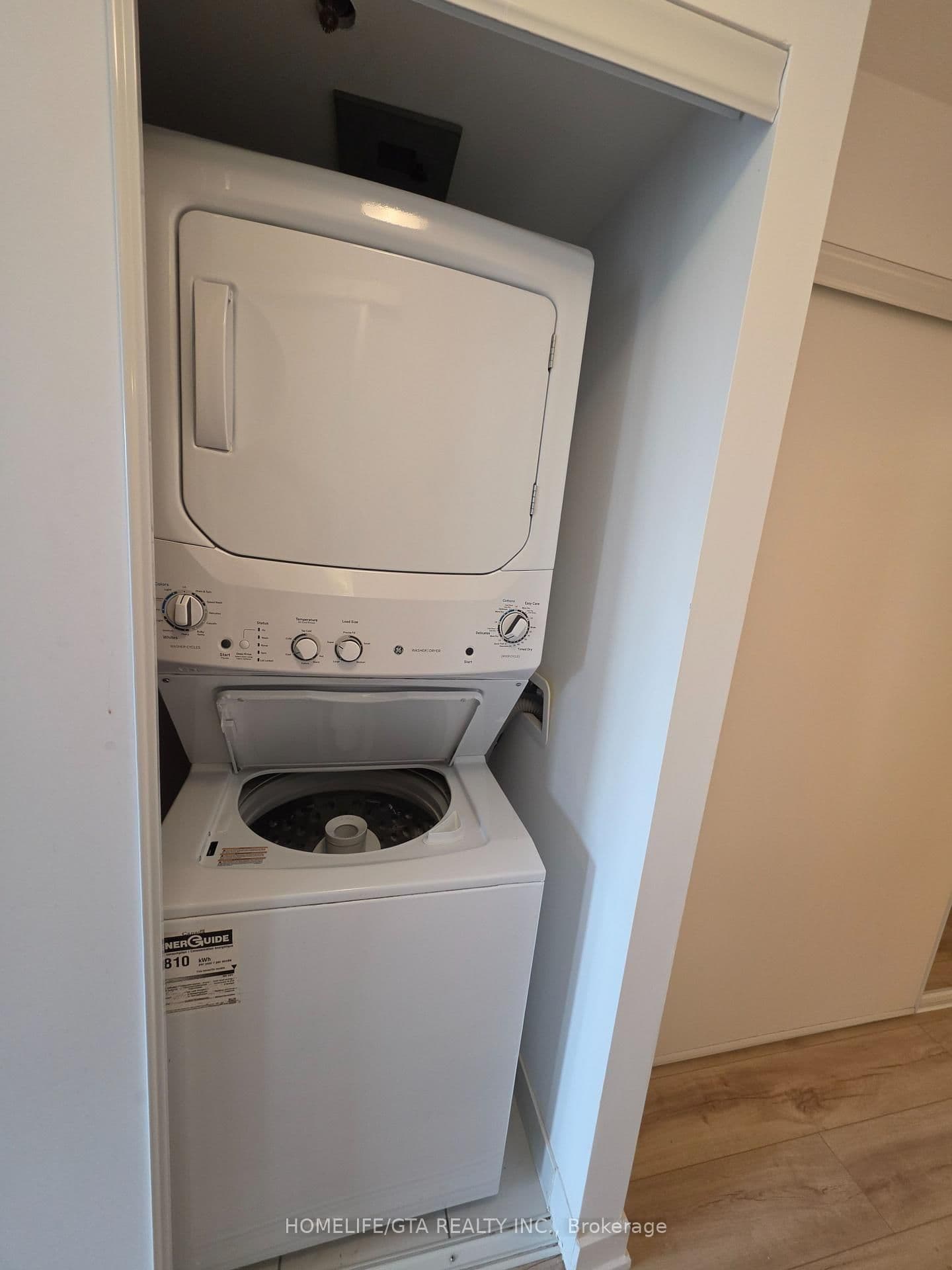 2433 Dufferin Street, Unit 208 thumbnail 21