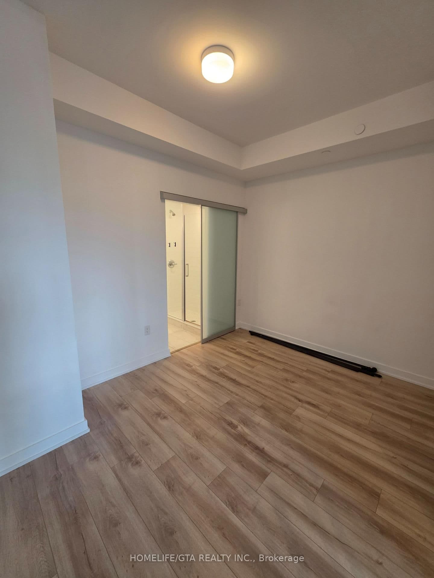 2433 Dufferin Street, Unit 208 thumbnail 28