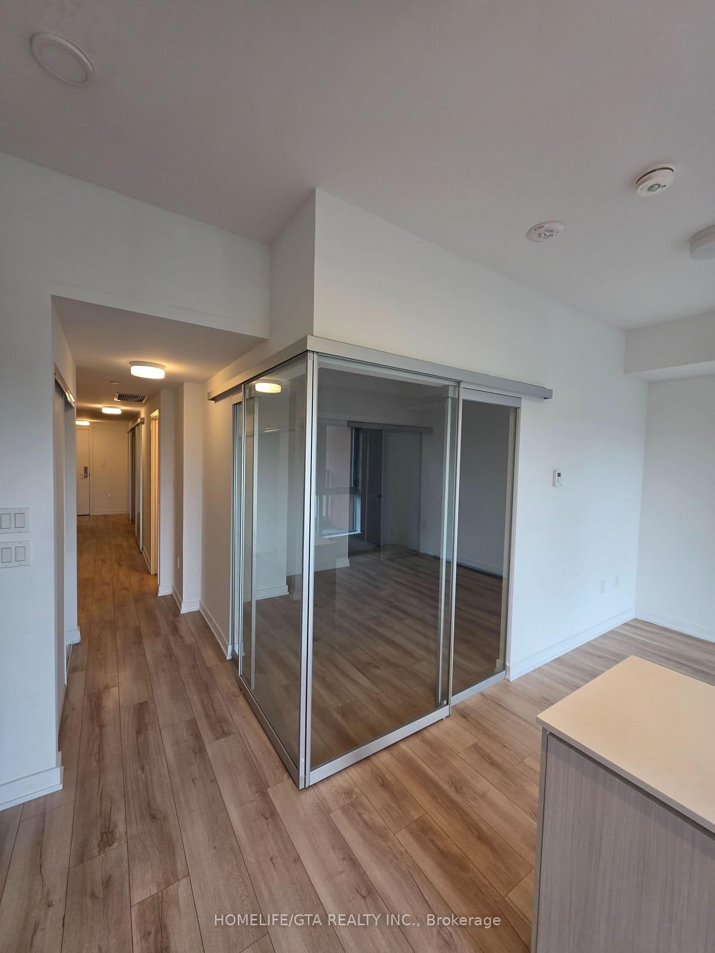 2433 Dufferin Street, Unit 208 thumbnail 37