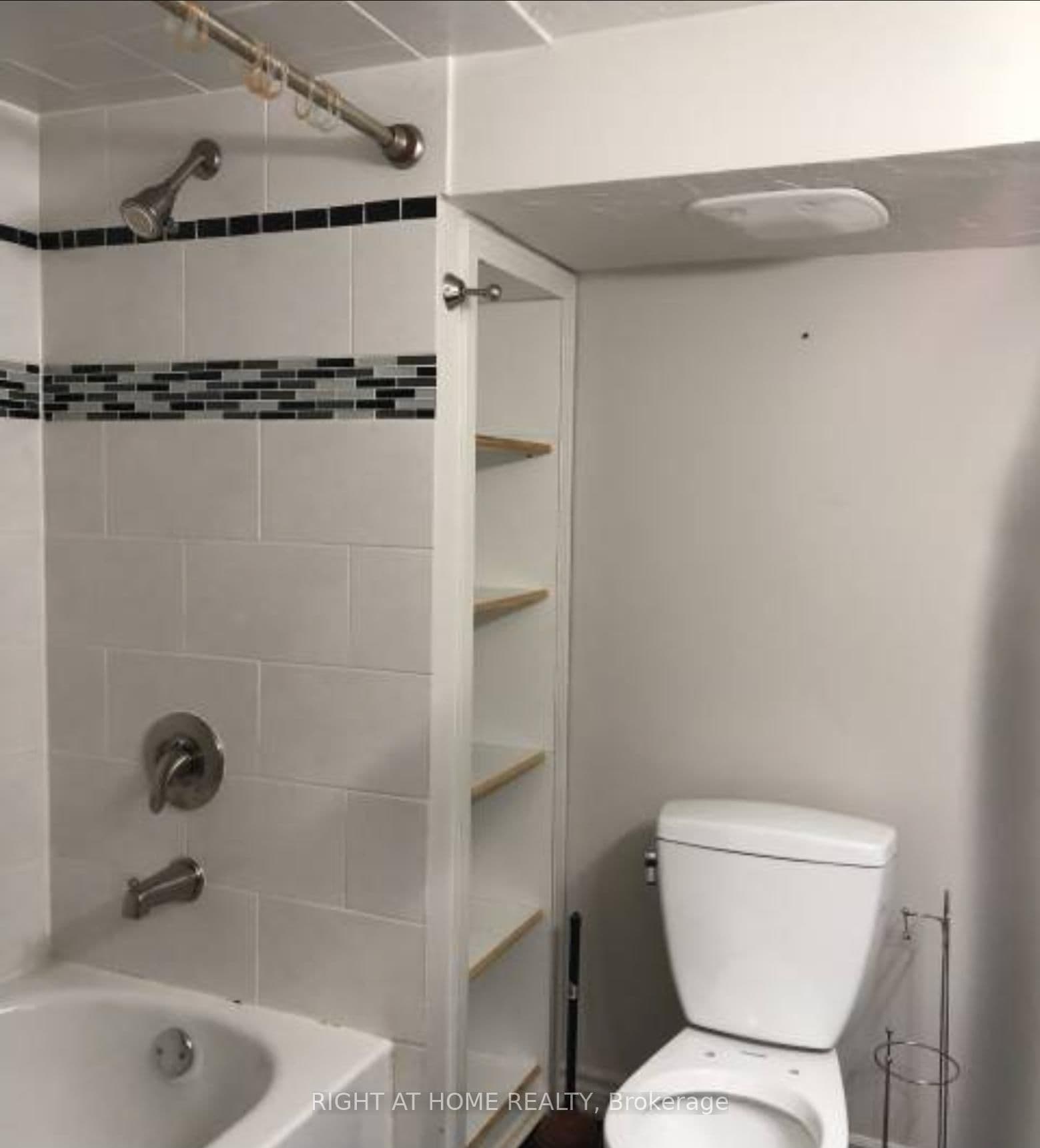 43 Bowie Avenue thumbnail 10