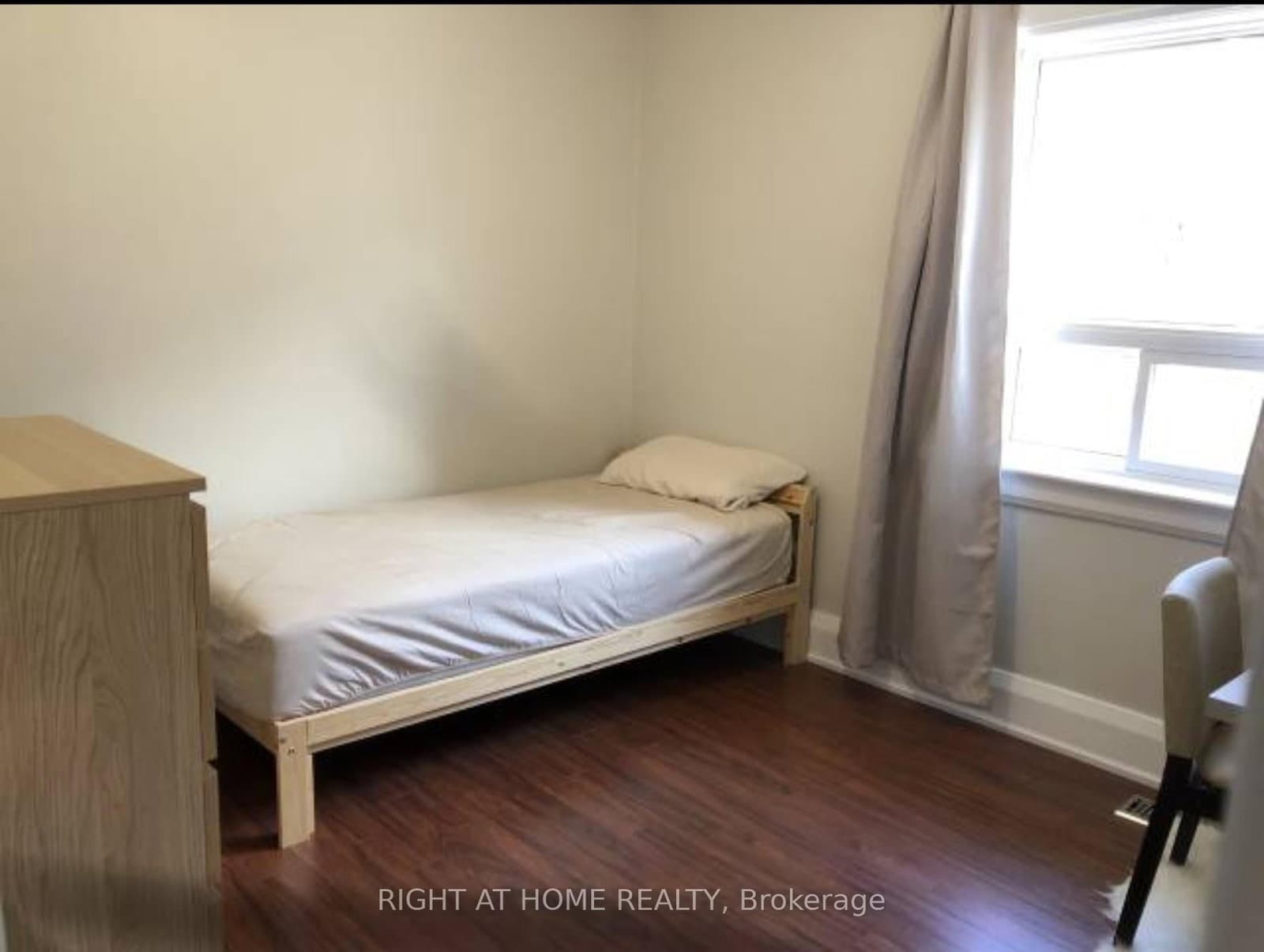 43 Bowie Avenue thumbnail 6