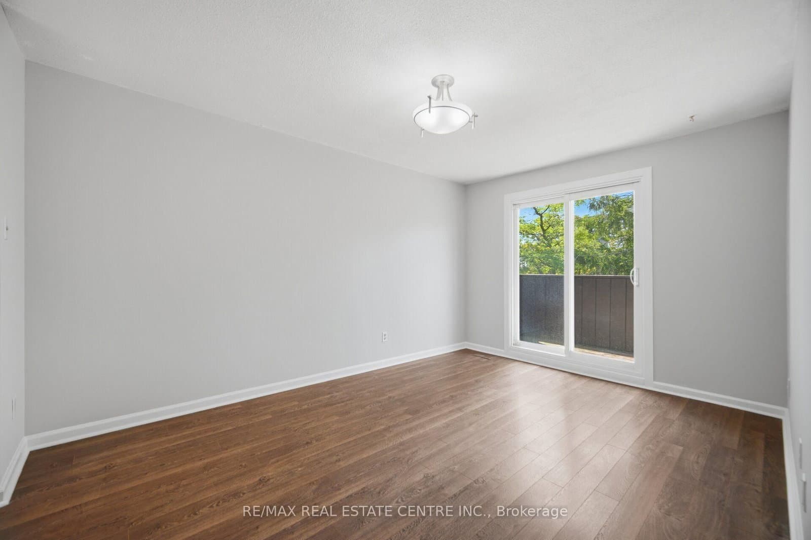 1951 Rathburn Road E, Unit 177 thumbnail 15
