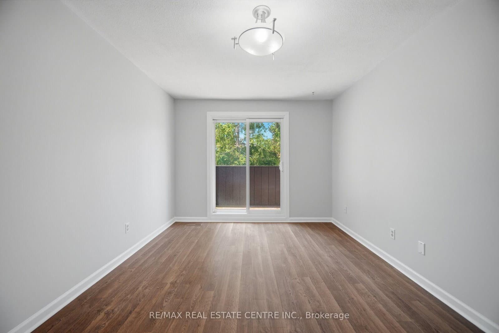 1951 Rathburn Road E, Unit 177 thumbnail 16