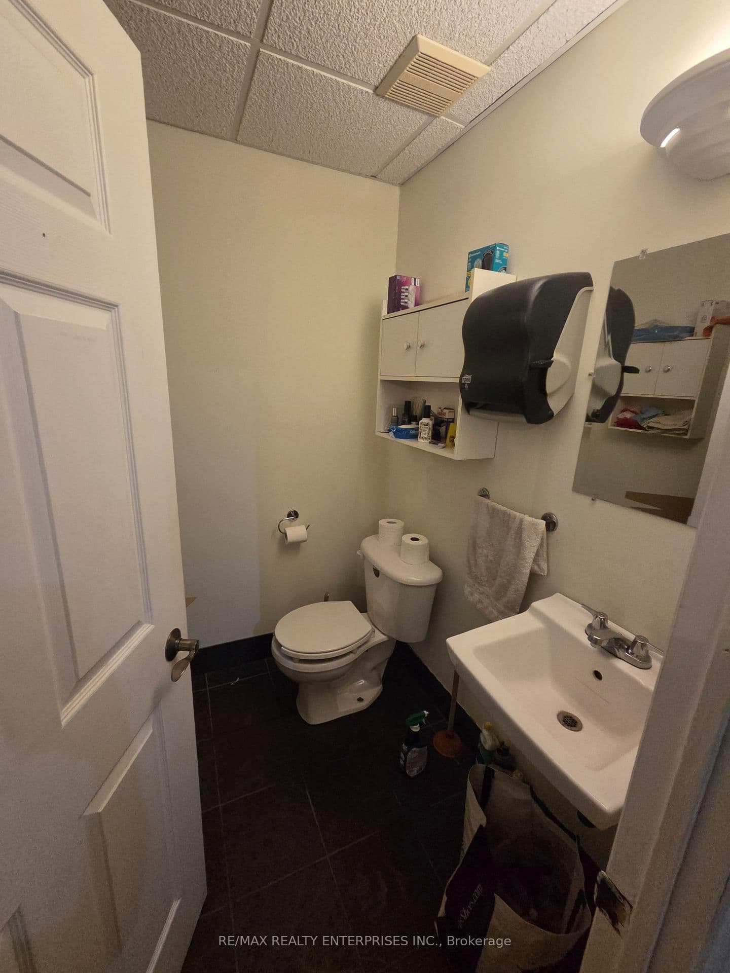 141 Lakeshore Road E, Unit 5 thumbnail 18