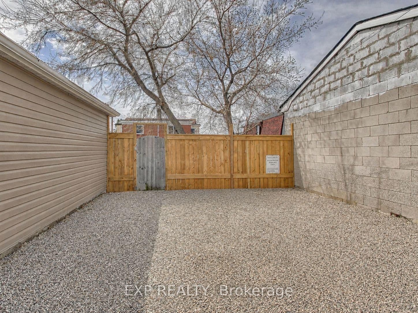 37 Gilbert Avenue thumbnail 32