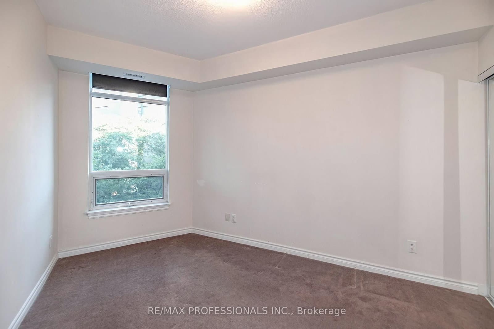 1135 Royal York Road, Unit 312 thumbnail 18