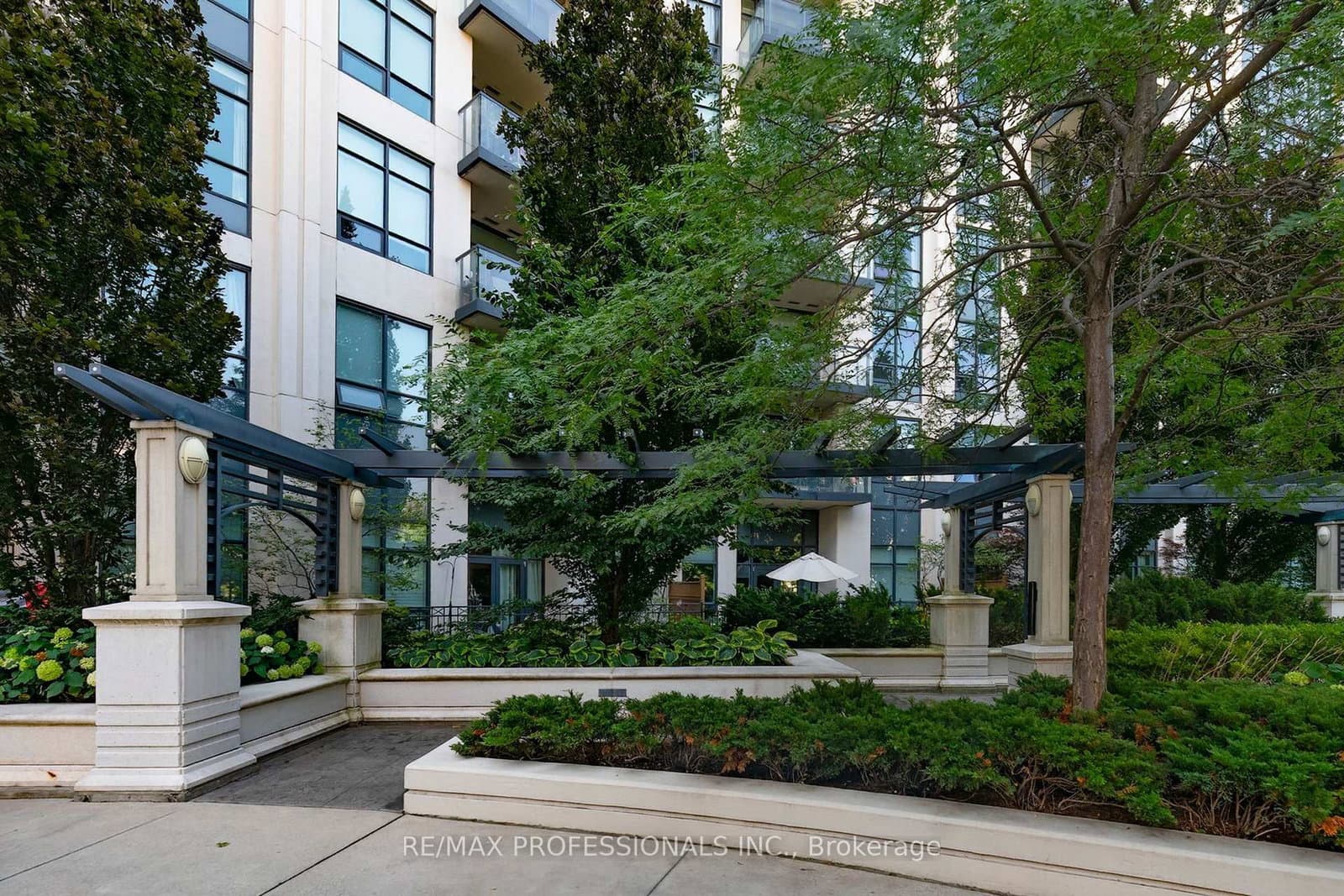 1135 Royal York Road, Unit 312 thumbnail 29