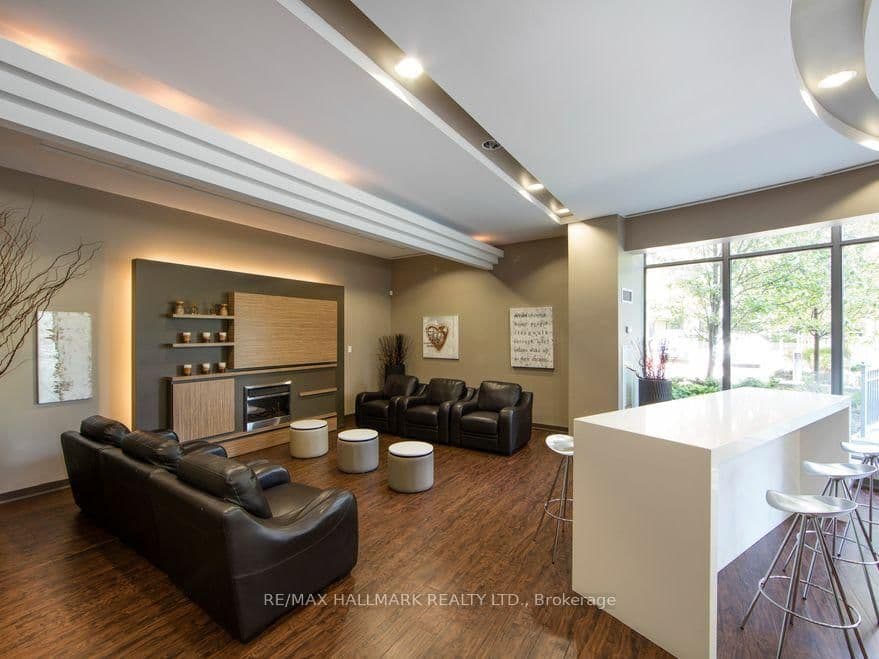 5191 Dundas Street W, Unit 711 thumbnail 12