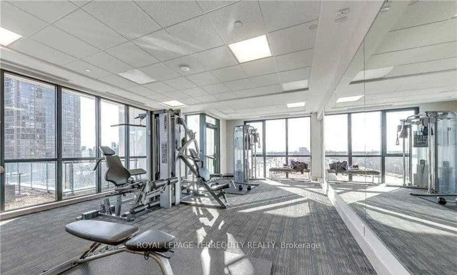 75 Eglinton Avenue W, Unit 2307 thumbnail 15