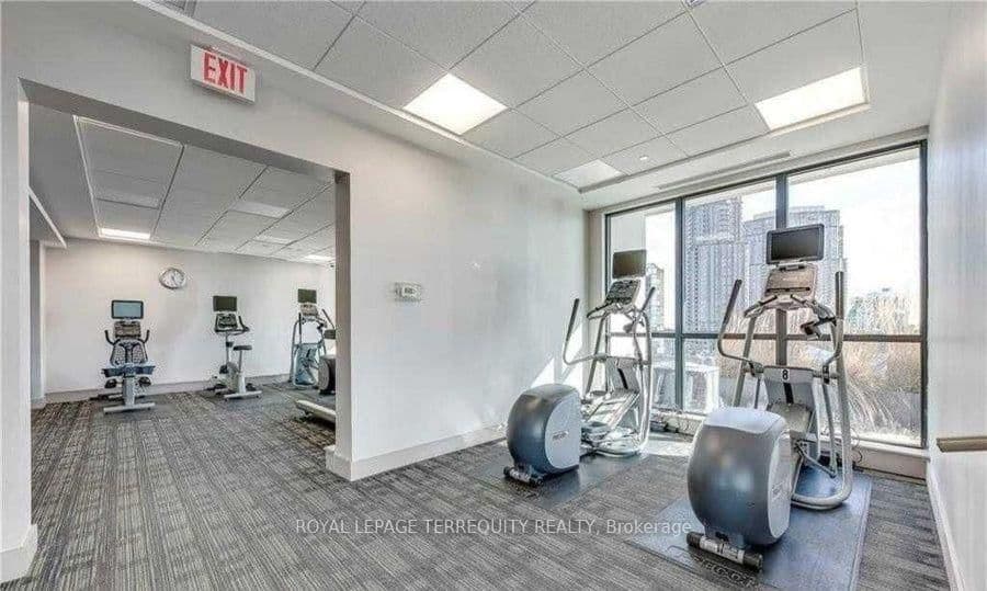 75 Eglinton Avenue W, Unit 2307 thumbnail 16