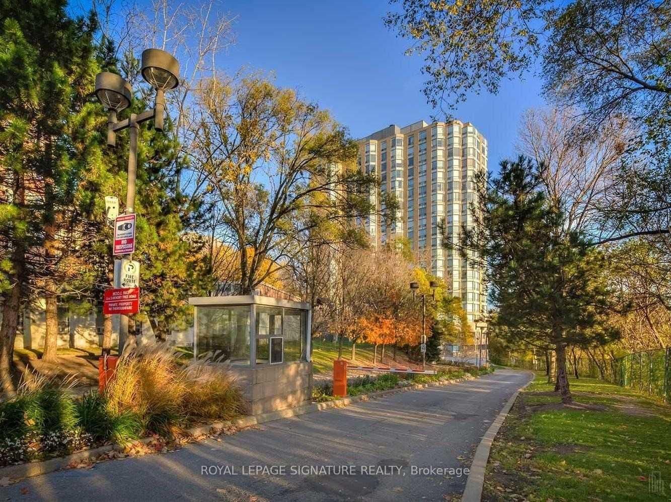 1 Hickory Tree Road, Unit 1207 thumbnail 4